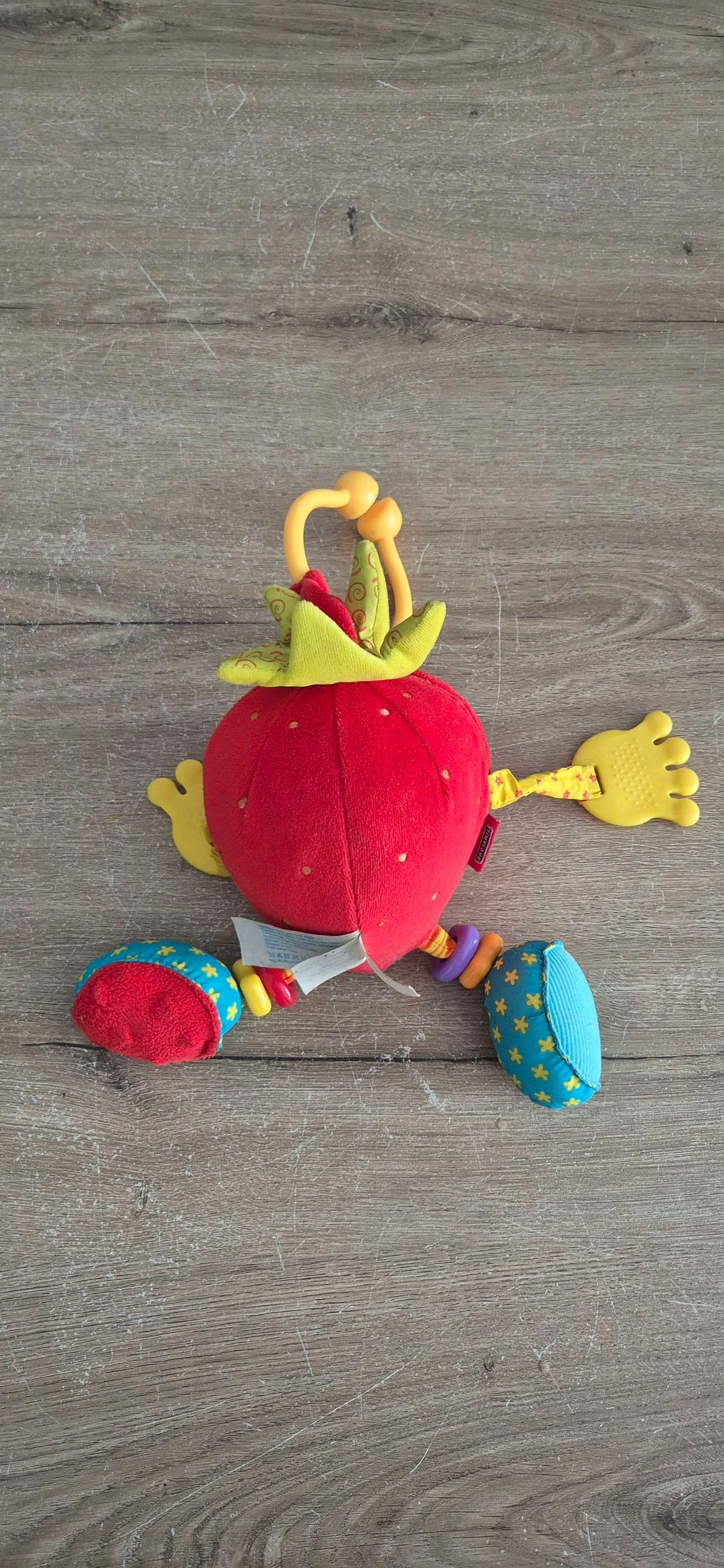 Fruity Pals Strawberry Activity Plush – photo 6
